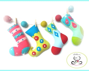 Adornos navideños-Medias navideñas-Patrón PDF-Adornos navideños de fieltro-Adornos de medias navideñas-Guirnalda navideña-Medias