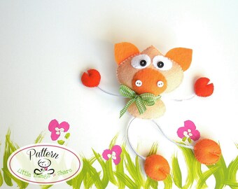 Skinny Pig-PDF sewing patterns-Cute Pig toy-DIY-Handmade plush-Felt toy pattern-Instant download-Small gifts-Valentine's day present