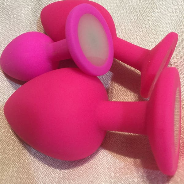 Glow in the dark Butt Plug, Anal Plug, Ass play, Silicone Metal Butt Plug, Anal Jewelry, BDSM Body Jewelry, Anal Beads, Beginner Butt Plug