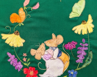 Printed pattern Garden party quilt Block 1 Victorian Mice