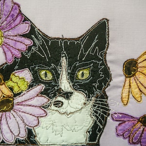 PDF pattern for Susie the cat raw edge applique tutorial free motion embroidery