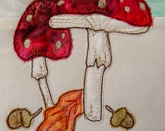 PDF pattern for Rainbow Sherbet Border 4 woodpecker, toadstools and thrush free motion embroidery patchwork