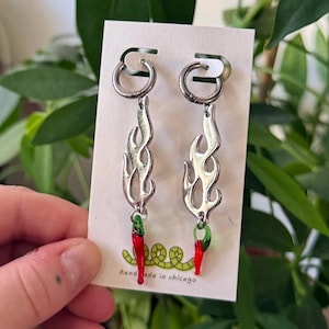 spicy spice | glass bead and clay earrings | polymer clay earrings | pepper earrings | dangly earrings | cute earrings | unisex earrings