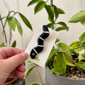wormie | hair clip | worm hair clip | hair accessory | barrette | claw clip | alligator clip | cute clip | handmade | polymer clay jewelry goth