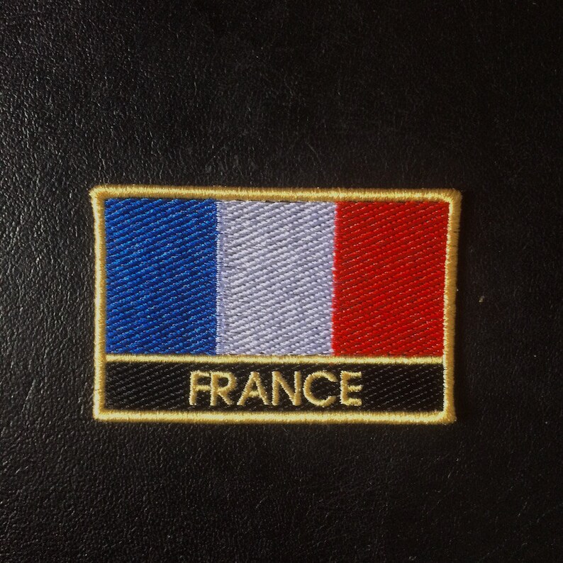 Frankreich Flagge Patch – Bestickt, 7x6 Cm, Zum Aufnähen Auf Jacken & Rucksäcke