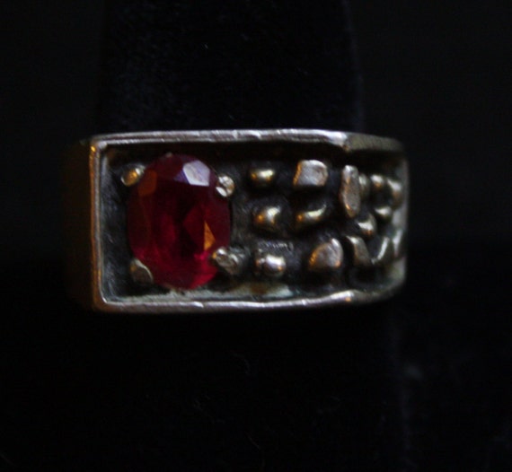 Nuggets with Red Stone - Sterling Silver Ring