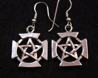 Celtic Pentagram - Sterling Silver DangleEarrings