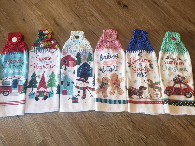 Crochet Christmas Kitchen Towels image 1