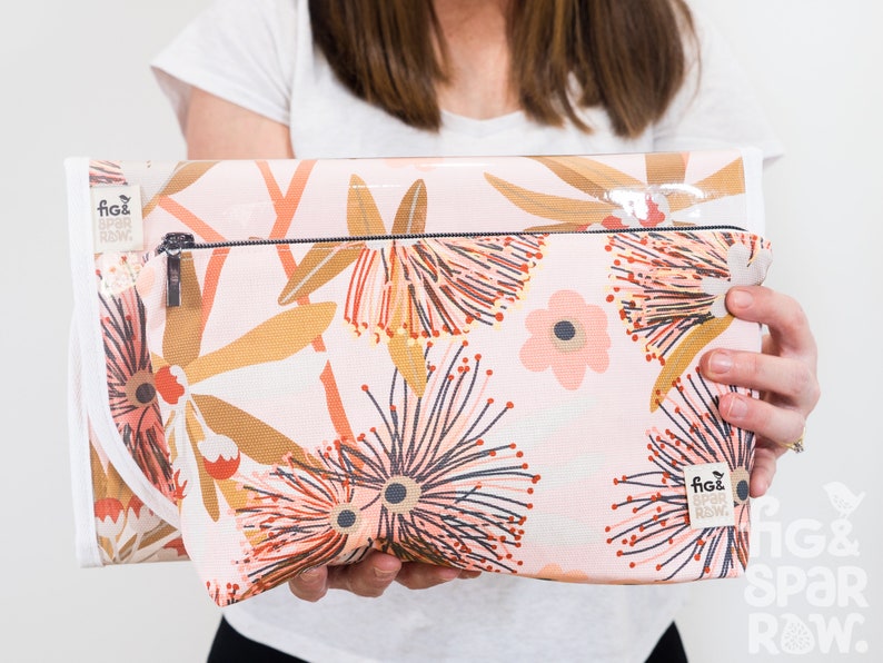 nappy change clutch