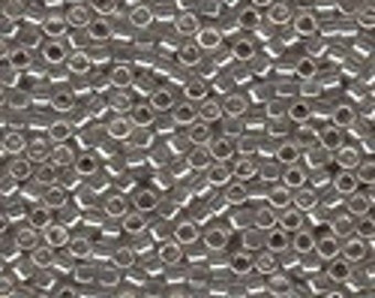 MIYUKI #11 Delica 1485 - Transparent Light Taupe Luster - 5 grams
