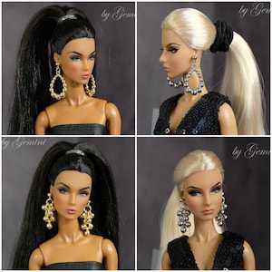 Lotto orecchini pendenti e portachiavi Barbie di plastica fatti con