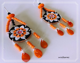 Boucles Hmong textiles orange noir look ethnique bohème nomade glam stylées