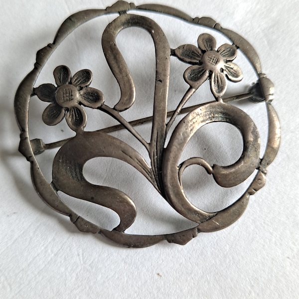 Signed HANDWROUGHT Sterling SILVER Art Nouveau Deco floral brooch