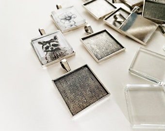 DIY Square Pendant Tray and Glass Cabochon Kit, Square Keychain, 25mm Square glass & tray, antique silver, DIY photo pendant, DIY jewelry