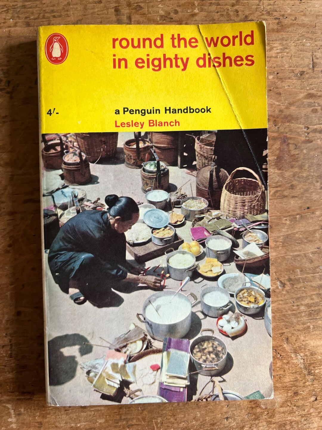 A Volta ao Mundo em Oitenta Pratos, de Lesley Blanch Portugal