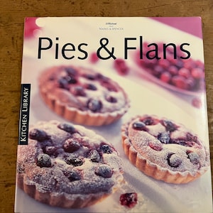 Marks & Spencer - Pies and Flans by St Michael / gifts for gourmets / gifts for bakers / gifts for chefs and cooks