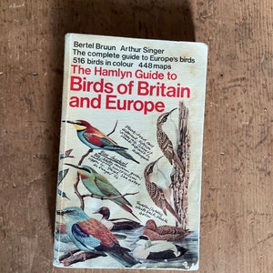 The Hamlin Guide to Birds of Britain and Europe