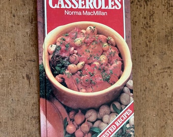 The Sainsbury Book of Casseroles par Norma MacMillan - Publié en 1979/cadeaux pour les gourmets/cadeaux pour collectionneurs de recettes/cadeaux pour gourmands