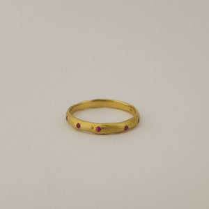 Slim Rubies Ring for Women made of 14K / 18K Solid Gold, Unique Rustic Yellow / White / Rose Gold Ring, Dainty Stackable Rubies Wedding Band