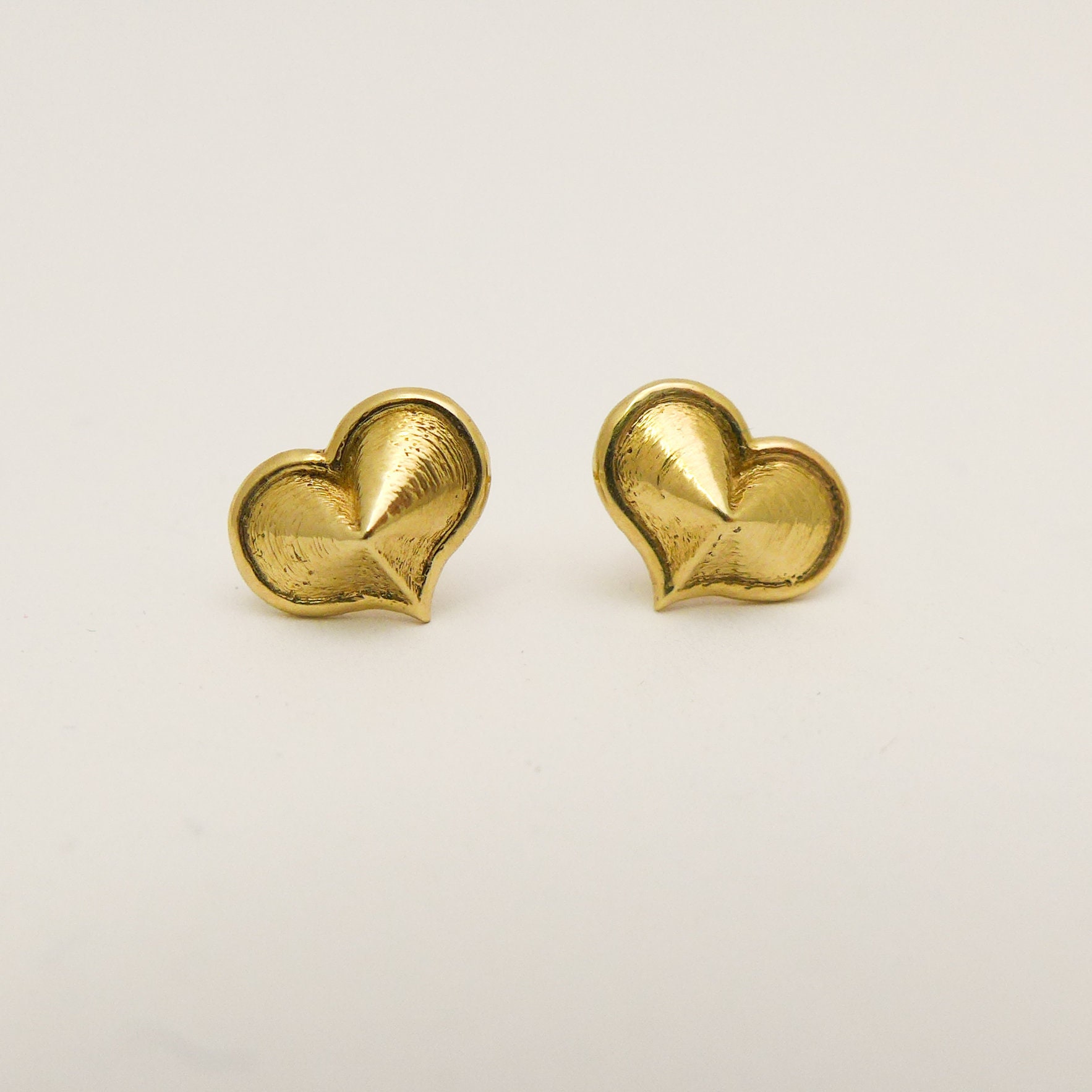 Heart Stud Earrings Delicate 14K / 18K Solid Gold Spike | Etsy