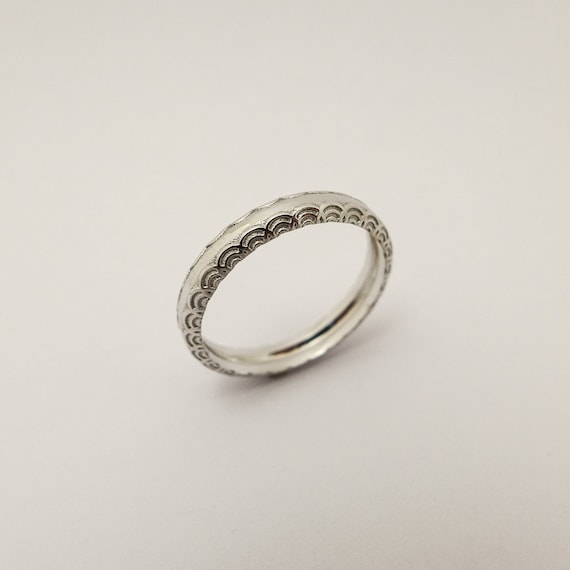 Thin Lace Wedding Band for Women Handmade of 14K Unique Artisan Dainty Ring. Rose or White Gold 18K Solid Yellow 