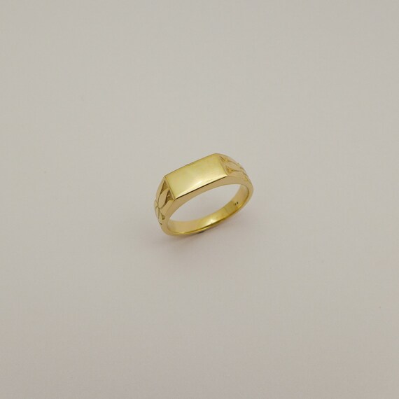 18k solid 2024 gold signet ring