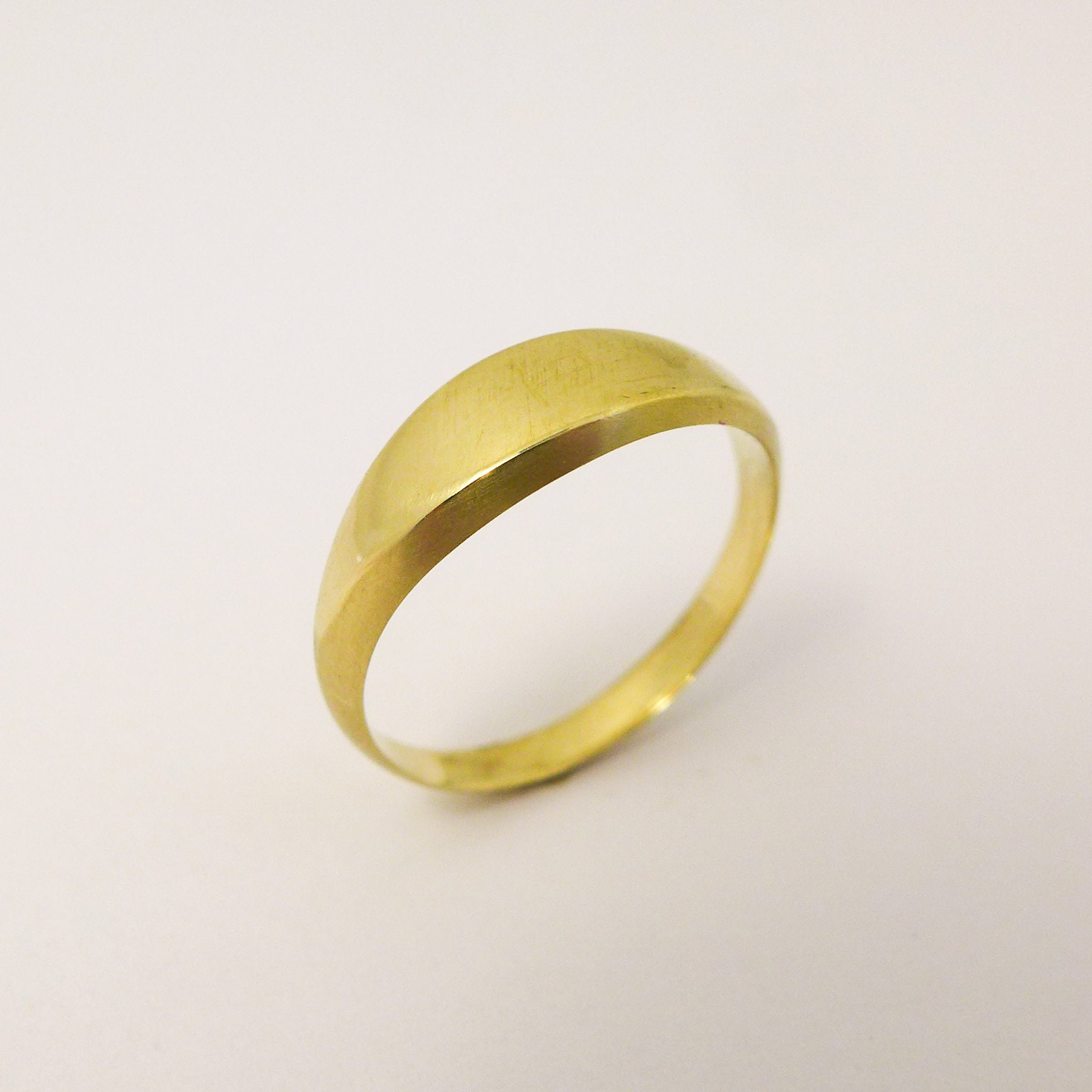 Nueva Textura De Cepillo De Oro Minimalista Ovalada Pulsera Nueva Textura De Cepillo De Oro Minimalista Ovalada Pulsera