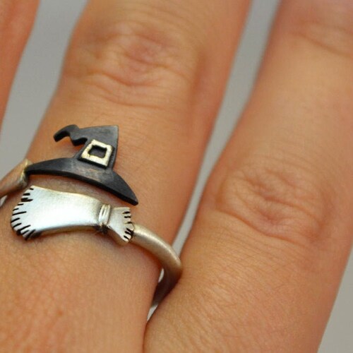Ring Wizard Witche's Broom and Hat Ring Sterling Silver 925 Autumn Jewelry Halloween Jewelry Funny Cool Halloween Gift Idea Witche's Ring