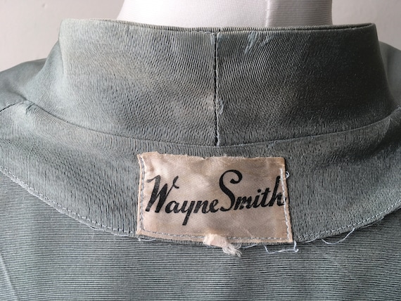 Vintage late 1940s early 1950s Wayne Smith cadet grey blue satin grosgrain edge to edge open fronted swing jacket short coat
