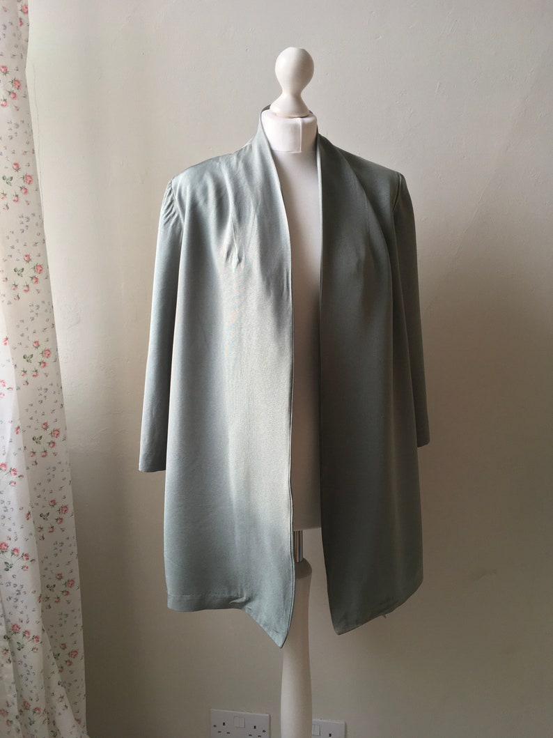 Vintage late 1940s early 1950s Wayne Smith cadet grey blue satin grosgrain edge to edge open fronted swing jacket short coat