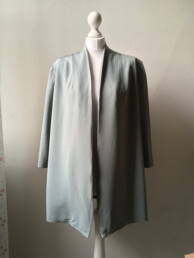 Vintage late 1940s early 1950s Wayne Smith cadet grey blue satin grosgrain edge to edge open fronted swing jacket short coat