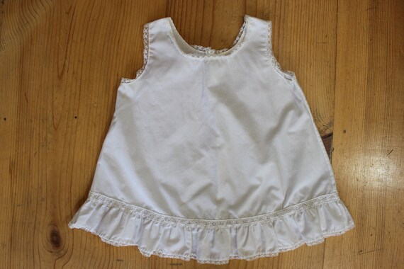 VTG Her Majesty White Toddler Baby Girl Dress or … - image 1