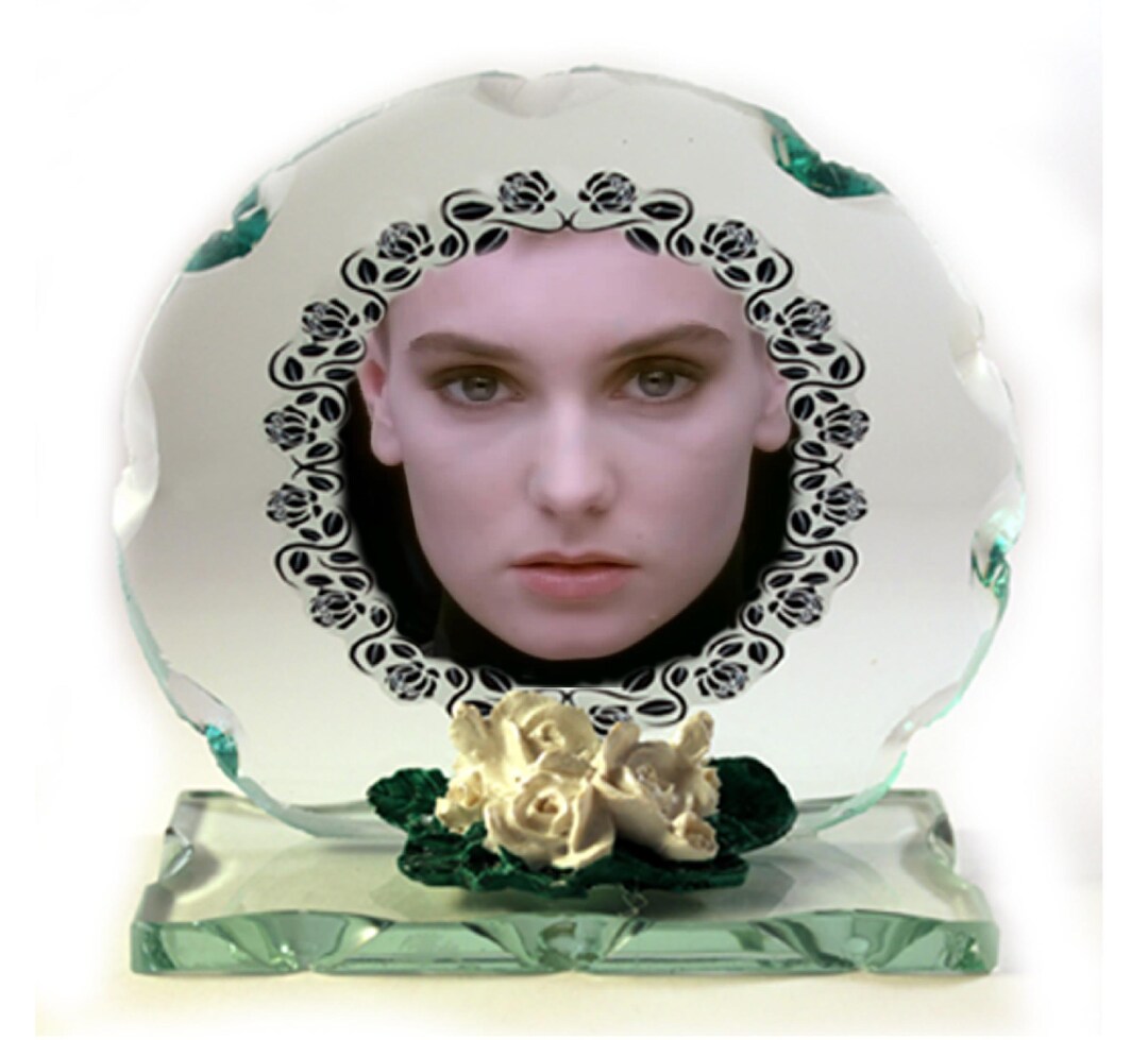 Connor Paque Sinéad O'connor, Nothing Compares 2 U, Cut Glass Round Plaque Limited ...