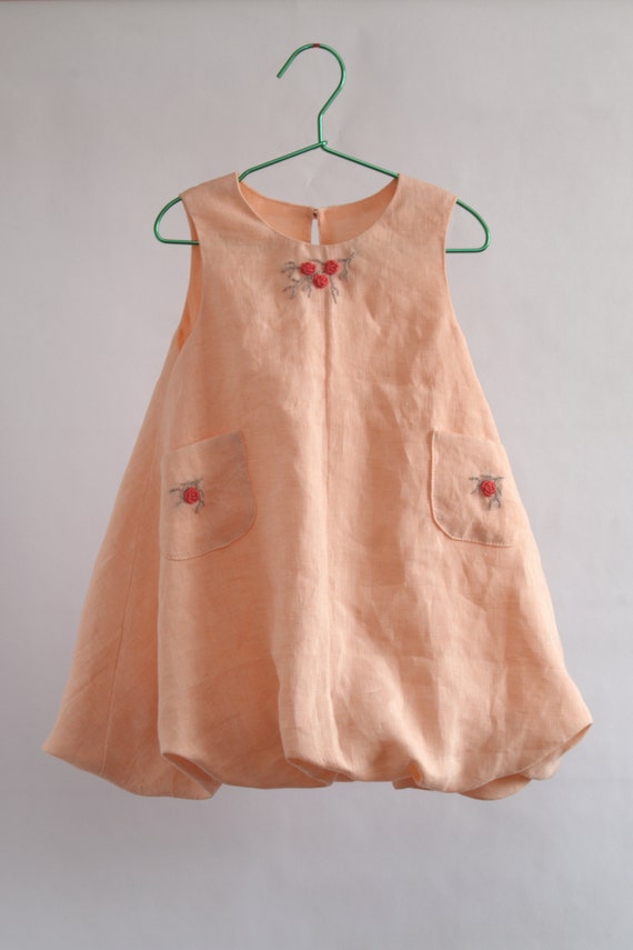 Kids dress summer linen balloon bubble peach. Designer sample sale