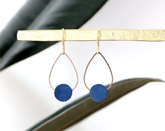 POPPY EARRINGS. Suede Navy Blue, gold-plated