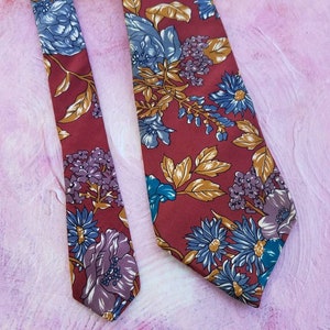 100% Italian silk vintage Floral tie deep red with dusty blue and purple flowers, olive green leaves retro Dillard&#39;s label men&#39;s necktie