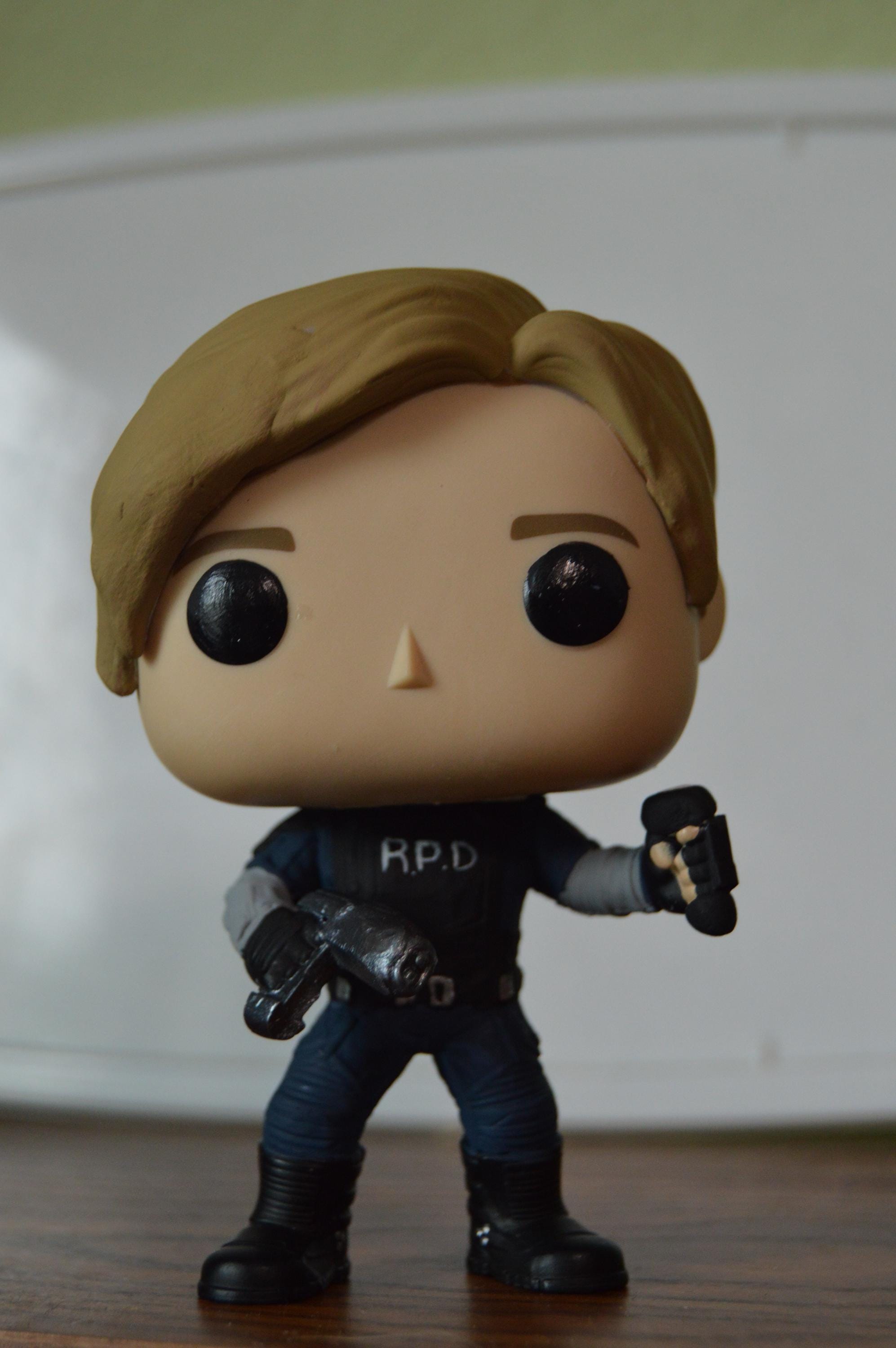 Funko Pop! バイオハザード156 レオン S. ケネディ ファンコ FIG]POP! GAMES 156 レオン S. ケネディ バイオハザード 完成品