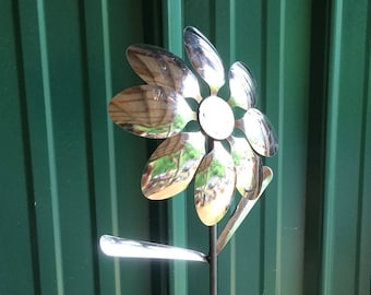 Sunflower Garden Stake