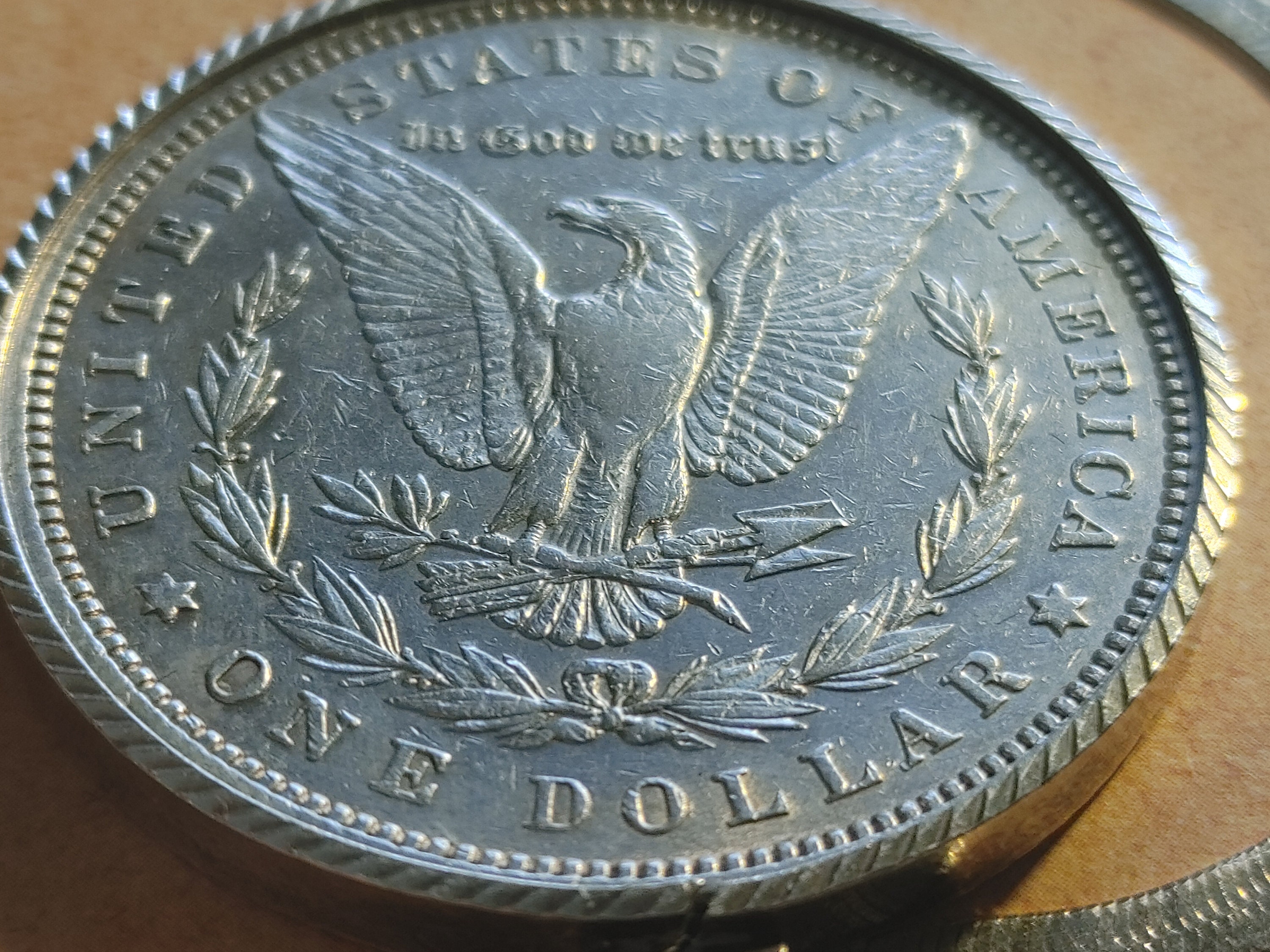 モルガン銀貨ペンダント　1881年 1881年モルガン銀貨ペンダント：未流通フィラデルフィアコイン
