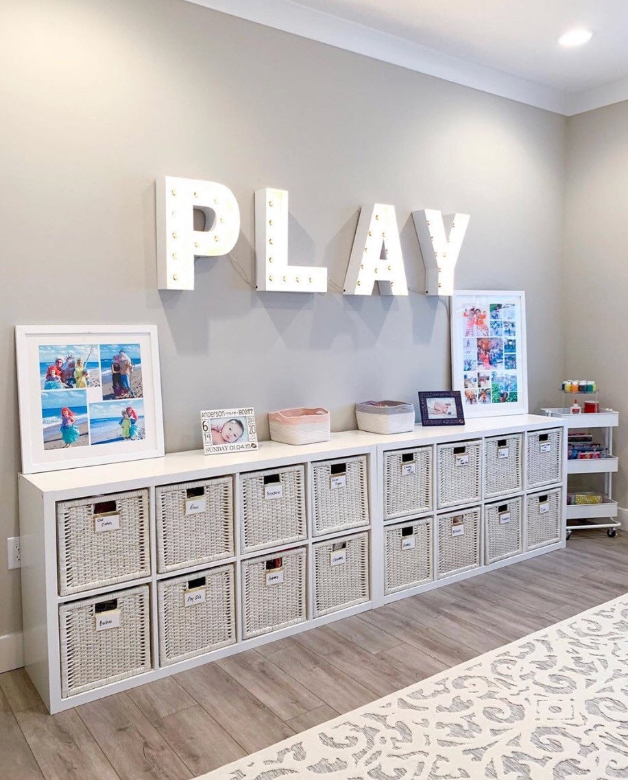 PLAY Marquee Letters 18", Light Up Sign