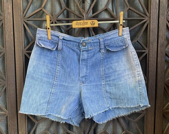 vintage levi thrasher jean shorts