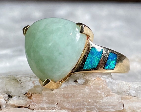 Unique 14k Yellow Gold Jadeite & Opal Inlay Ring,… - image 1