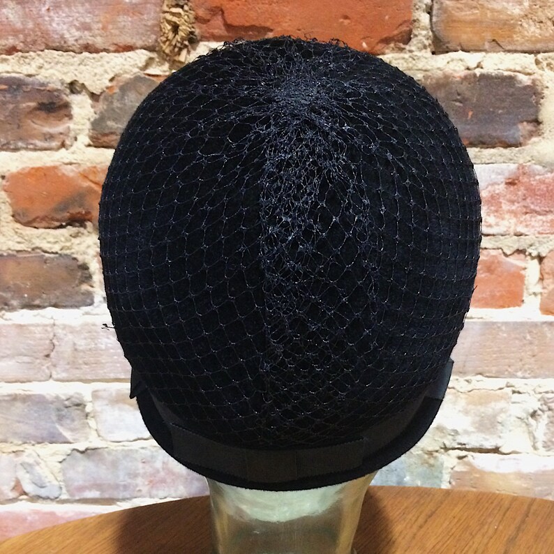 Vintage 60/'s Black Felted Fur Cloche Hat with Netting and Ribbon Brim
