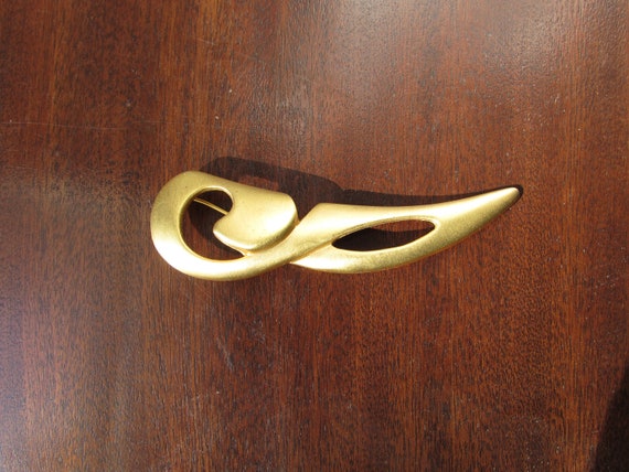 Vintage Designer Givenchy Modernist Brooch, gold t