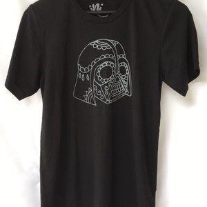 Star Wars Unisex T-shirt - Darth Vader T-shirt. Star Wars Character T-shirt. Gift Friendly .