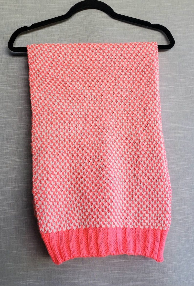 Rice Seed Stitched Neon Pink And White Color Scarf. Knitted Fashion Women's Scarf. image 4