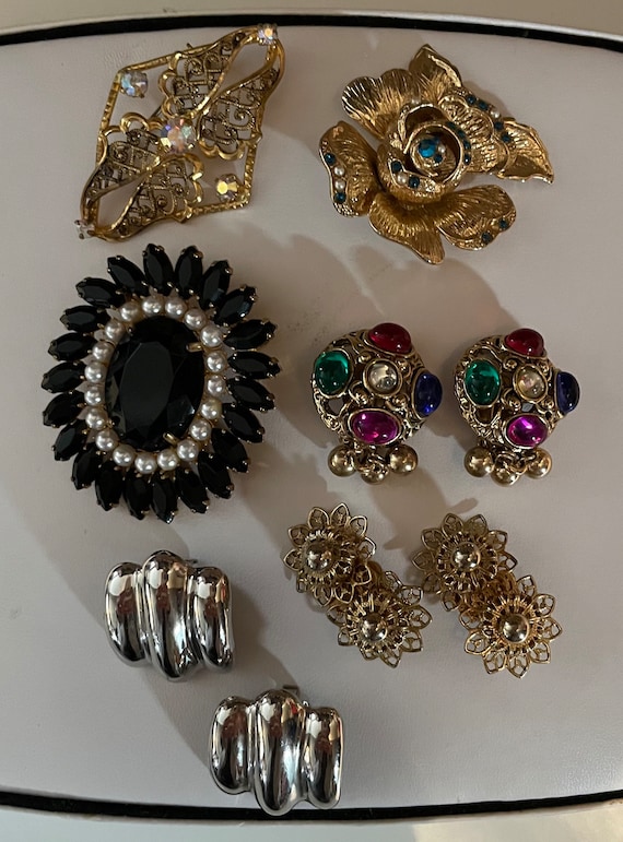 Vintage Jewelry, Pins and Earrings, unmarked - image 1