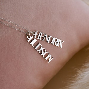 Multiple Name Necklace, Mothers Necklace, Mom Necklace with Kids Names, Personalized Necklace, Dainty Name Necklace, LONDON NECKLACE
