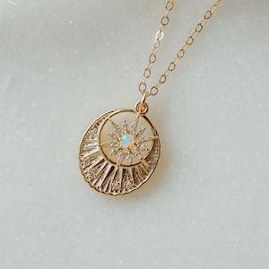 Astro Stern Halskette, Opal Stern Halskette, Sonne und Sterne Halskette, Gold Stern Halskette, Opal Halskette, Galaxy Halskette, himmlischer Schmuck