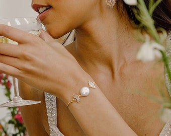 Greta Pearl Bracelet, Dainty Gold Bracelet, Freshwater Pearl Bracelet, Simple Gold Bracelet, Dainty Pearl Bracelet, Chain Bracelet